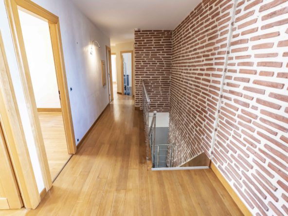 photo_05e9880bb52118f76f941b3254187cd7