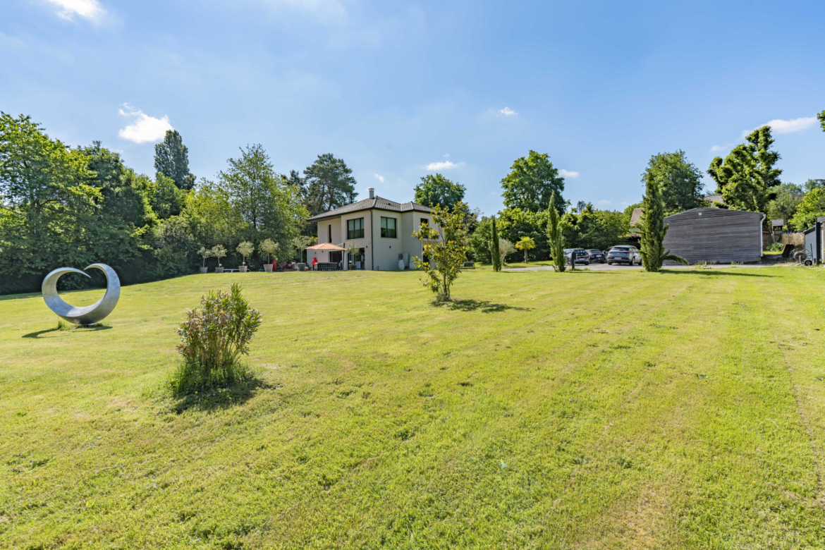 photo_215c68759512ea2647c0427bd6805e6a