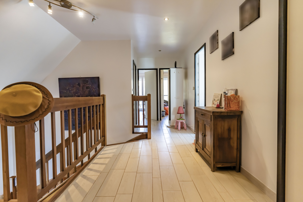 photo_6d8ebc2758110ec31e132cabda26e700