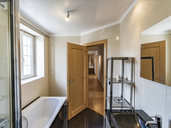 photo_7563acd8aa9e0f57dc8af03ee9ff4857