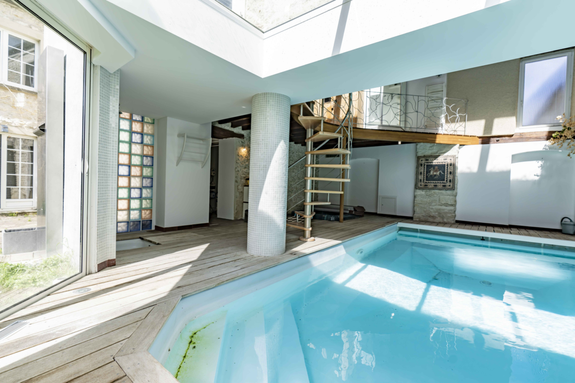 photo_f4cd5084668ca7e41051f0dc15d69667