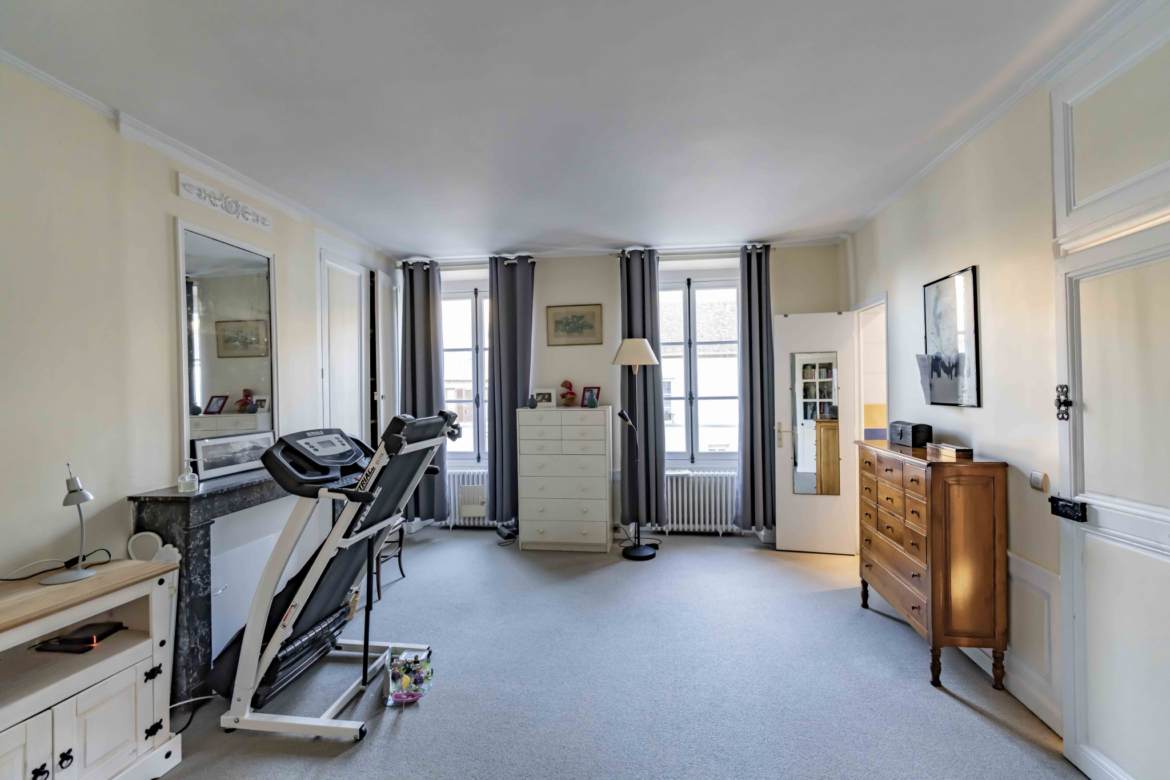 photo_9a37e4e2c42259dc863c681ad83457ef