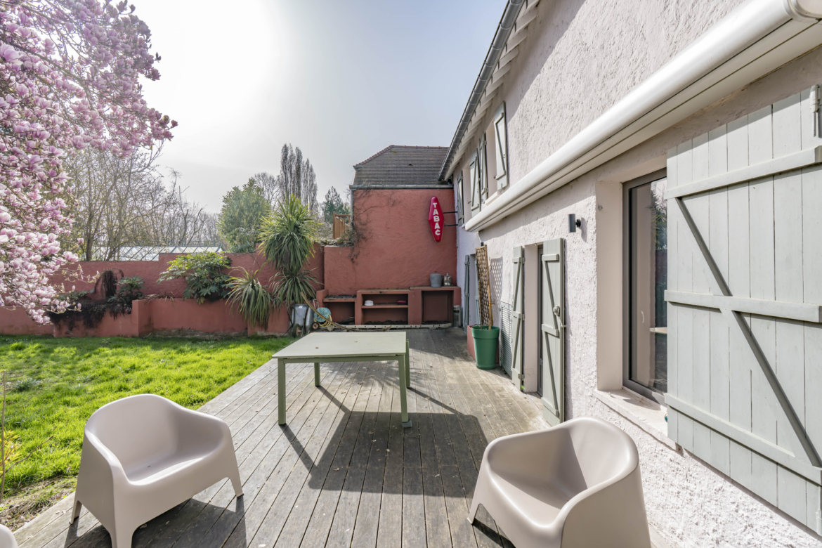 photo_49ee40f95a5a9f516e323e8f238b164d